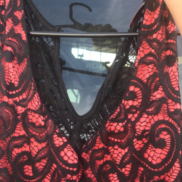 Dress w melon n black lace size lg - Picture 4 of 5